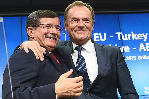 151130021040_davutoglu_tusk_624x415_afp_nocredit.jpg