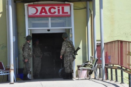 2 UZMAN ÇAVUŞ KAÇIRILDI