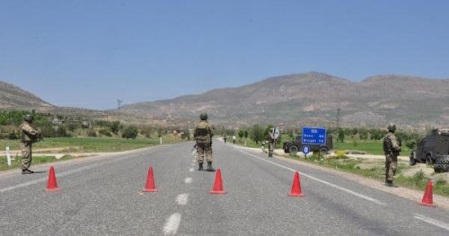 2 UZMAN ÇAVUŞ KAÇIRILDI