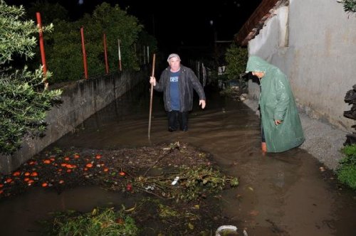 ANTALYA'YI SEL ALDI