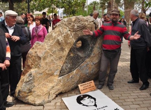 BERKİN ELVAN, DATÇA’DA ÖLÜMSÜZLEŞTİ