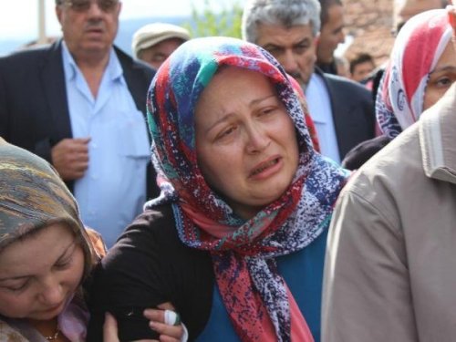 BİR MEZARDAN DİĞER MEZARA!