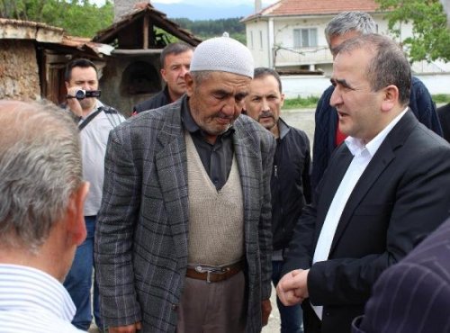 BİR MEZARDAN DİĞER MEZARA!