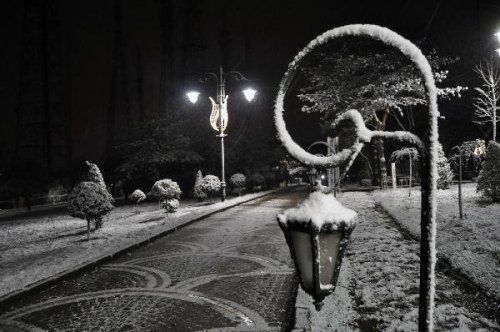 ÇAMLICA TEPESİ BEYAZA BÜRÜNDÜ