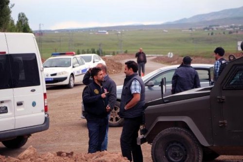 DİYARBAKIR-BİNGÖL YOLU YİNE KAPANDI