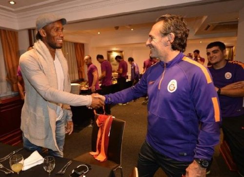 DROGBA'DAN GALATASARAY'A ZİYARET