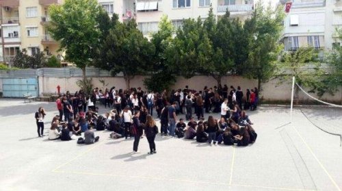 ''EYLEM YAPILACAKSA BİZ YAPARIZ SİZ KİMSİNİZ!''