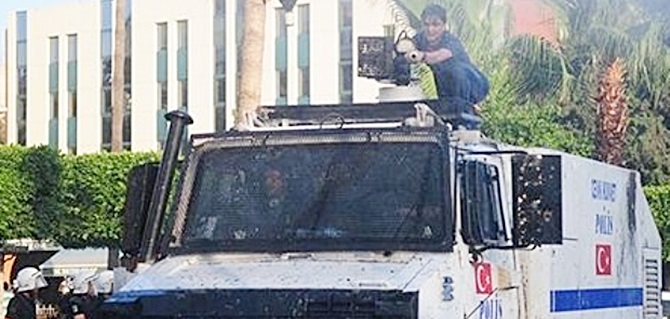 gezi_yildonumu_adana-tomaya-cikti-001.jpg gezi_yildonumu_adana-tomaya-cikti-001.jpg