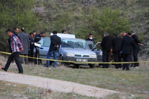 ÖNCE EŞİNİ VURDU, ARDINDAN İNTİHAR ETTİ