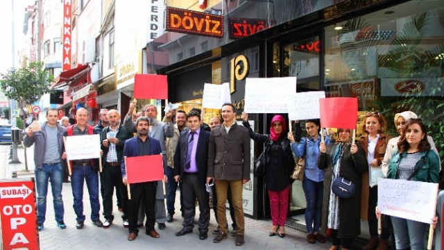 samsun-da-dolar-protestosu-9005281_o.jpg