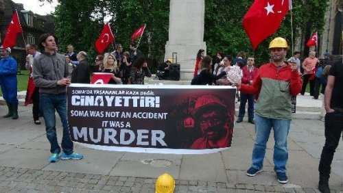 SOMA FACİASI LONDRA'DA PROTESTO EDİLDİ