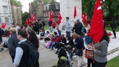 SOMA FACİASI LONDRA'DA PROTESTO EDİLDİ