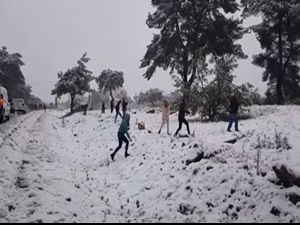 ANTALYA'DA 23 YIL SONRA KARTOPU İZDİHAMI