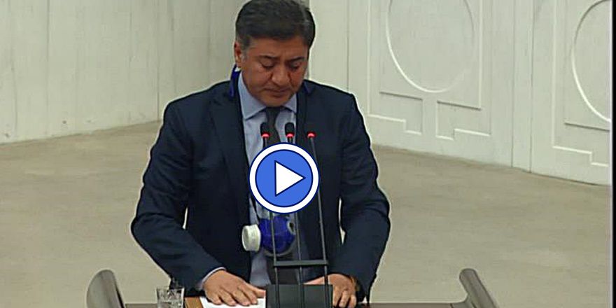 MELİH GÖKÇEK'E MECLİS KÜRSÜSÜNDEN MASKELİ PROTESTO