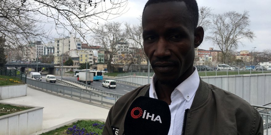 Taksiciden Turiste İğrenç Muamele Kamerada