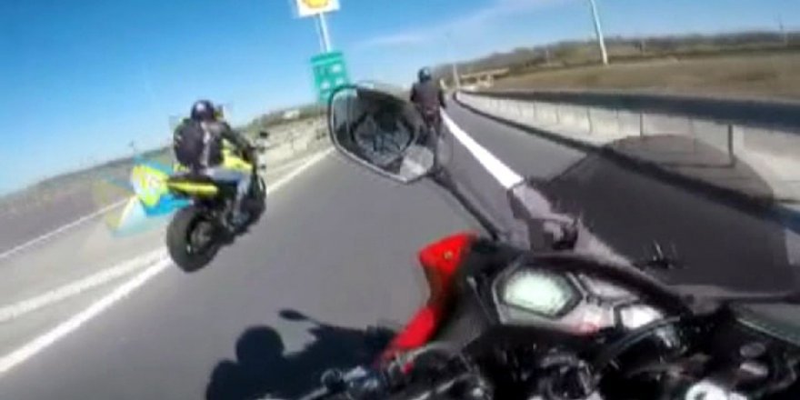 Motosikletlinin Feci Kazası Kamerada