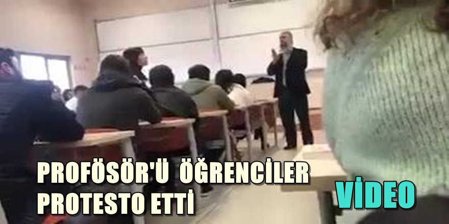 YILDIZ TEKNİK PROFÖSÖR'ÜNÜ ÖĞRENCİLER PROTESTO ETTİ